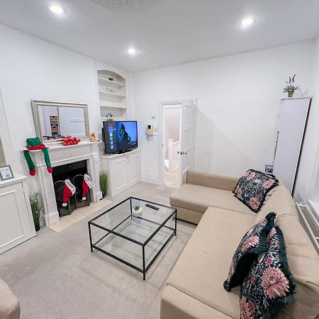 Lovely 3 Bedroom Maisonette With Private Roof Terrace In Hammersmith London Ngoại thất bức ảnh